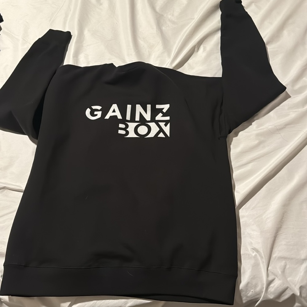 GainzBox Sweatshirt - Picture 4 of 4